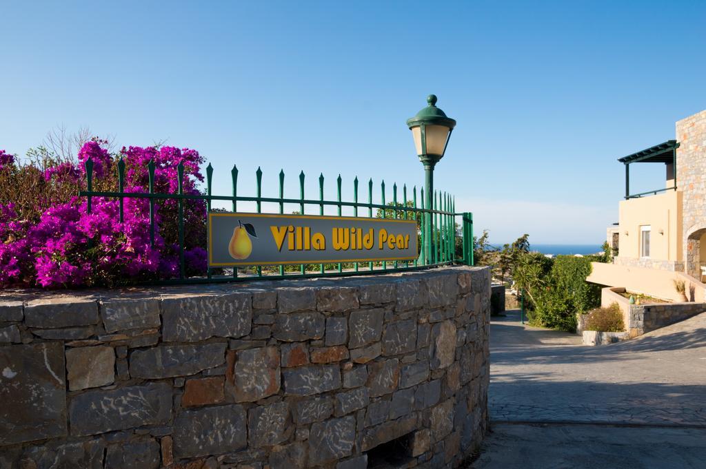 Wild Pear Villa Ligaria  Room photo