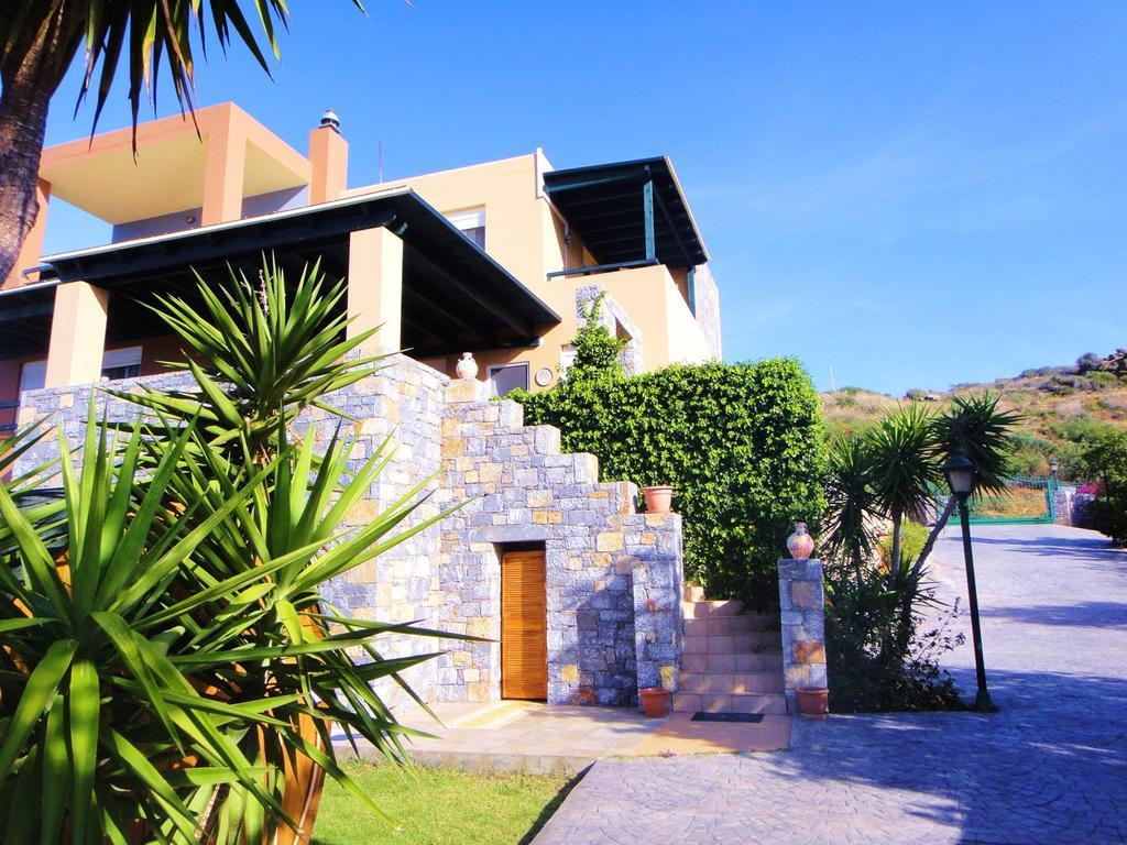 Wild Pear Villa Ligaria  Exterior photo