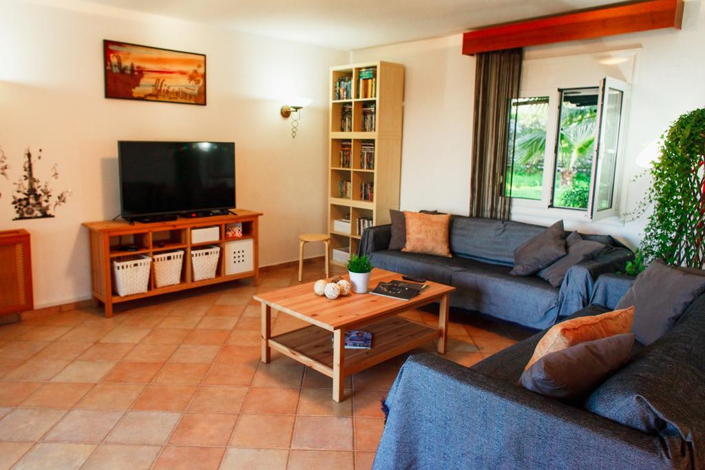 Wild Pear Villa Ligaria  Exterior photo