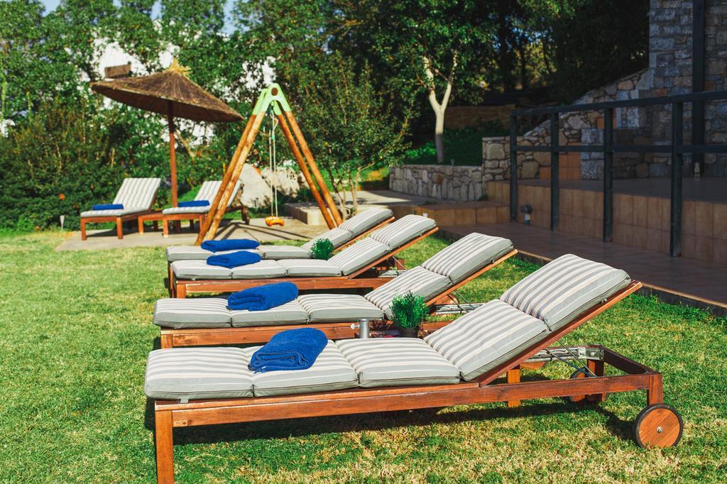 Wild Pear Villa Ligaria  Exterior photo